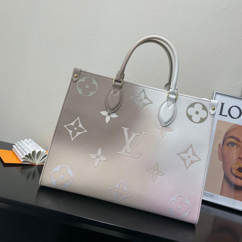 Túi xách Louis Vuitton OnTheGo siêu cấp 1:1