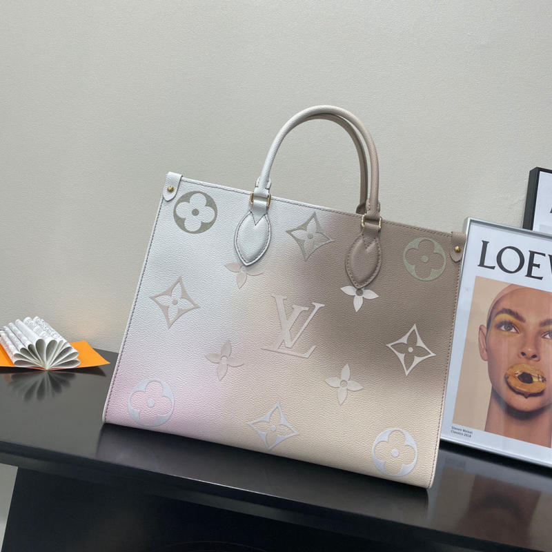 Túi xách Louis Vuitton OnTheGo siêu cấp 1:1