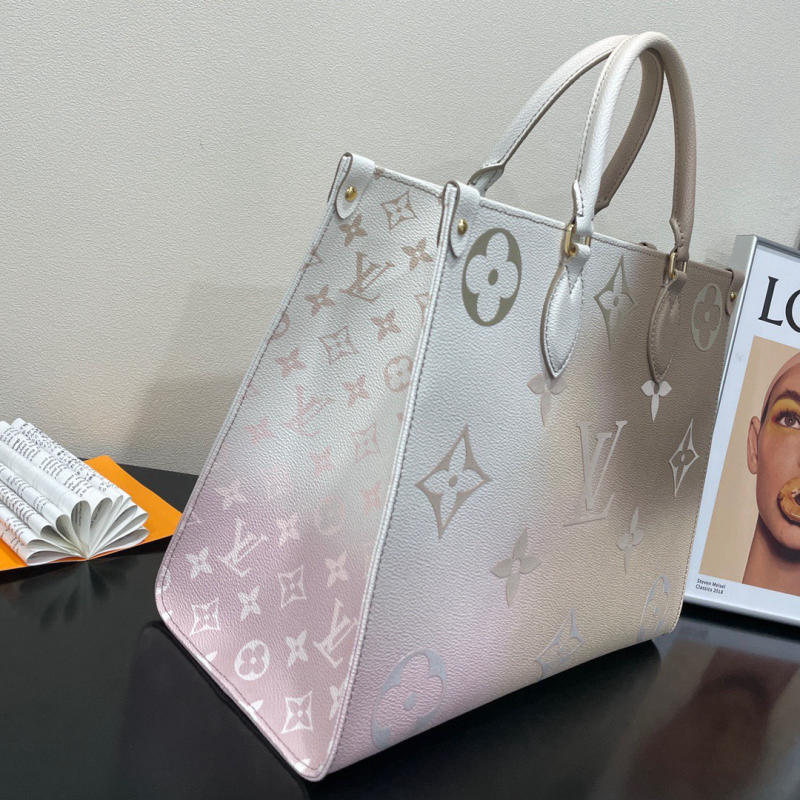 Túi xách Louis Vuitton OnTheGo siêu cấp 1:1