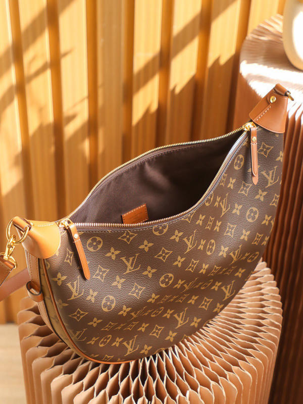 Túi xách Louis Vuitton 𝐋𝐨𝐨𝐩 𝐇𝐨𝐛𝐨 siêu cấp 1:1