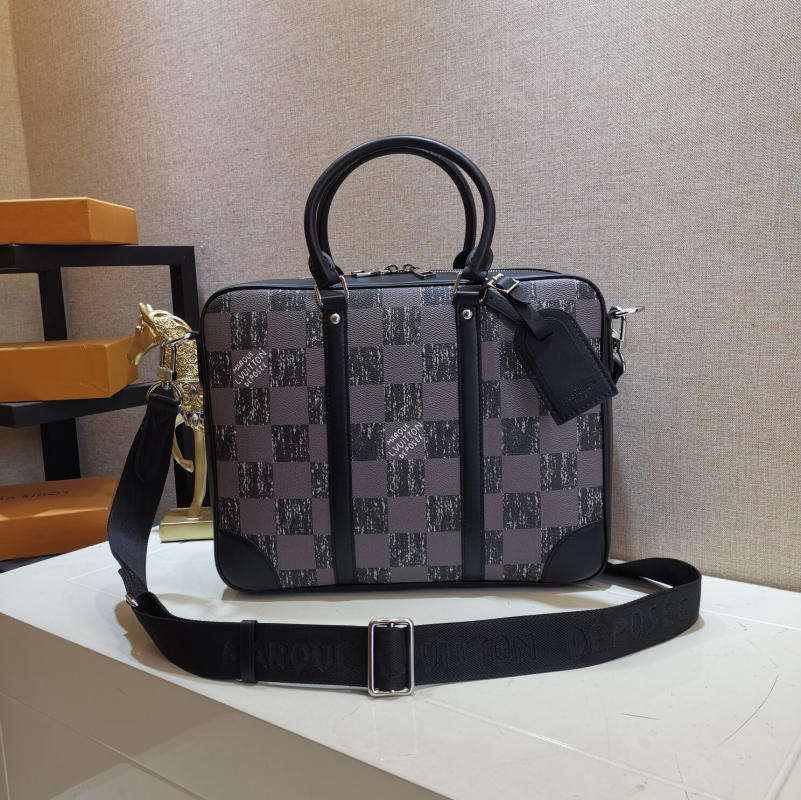 Túi xách Louis Vuitton Sirius siêu cấp