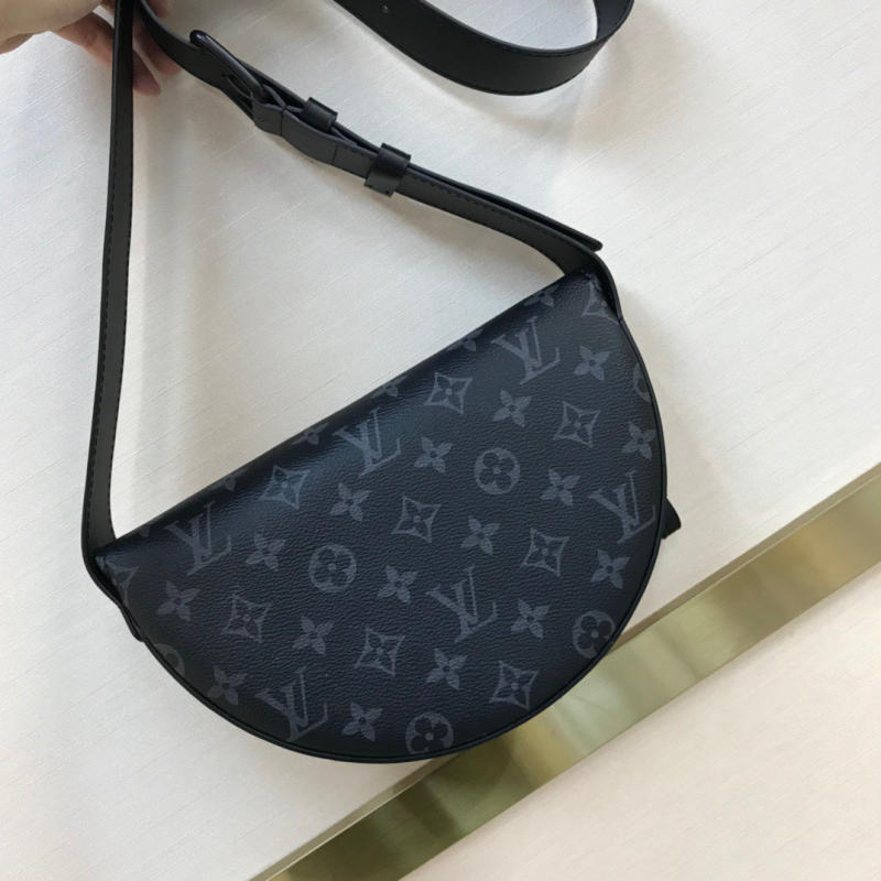 Túi xách LV MOON CROSSBODY siêu cấp 1:1