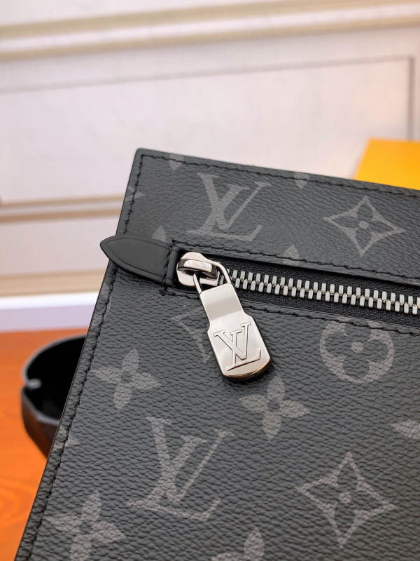 Túi xách nam Louis Vuitton Sac Plat siêu cấp