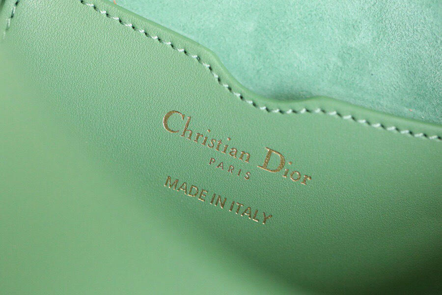 Túi Xách nữ Dior Bobby siêu cấp màu xanh size 22cm