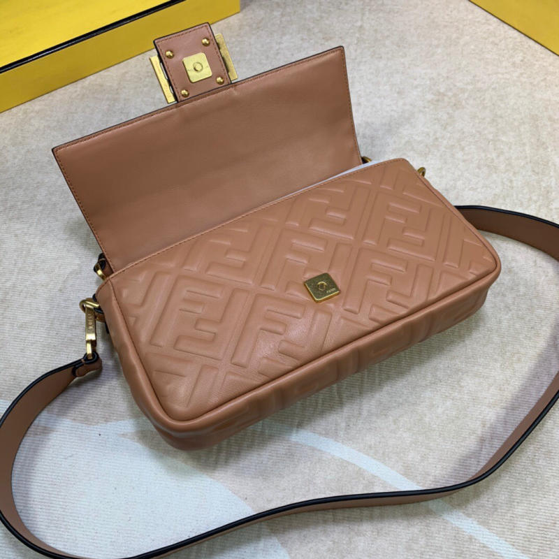 Túi xách nữ Fendi Baguette siêu cấp 