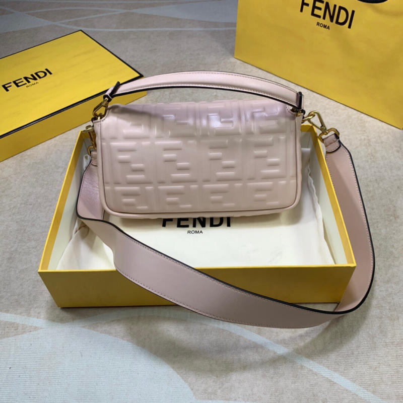 Túi xách nữ Fendi Baguette siêu cấp màu hồng