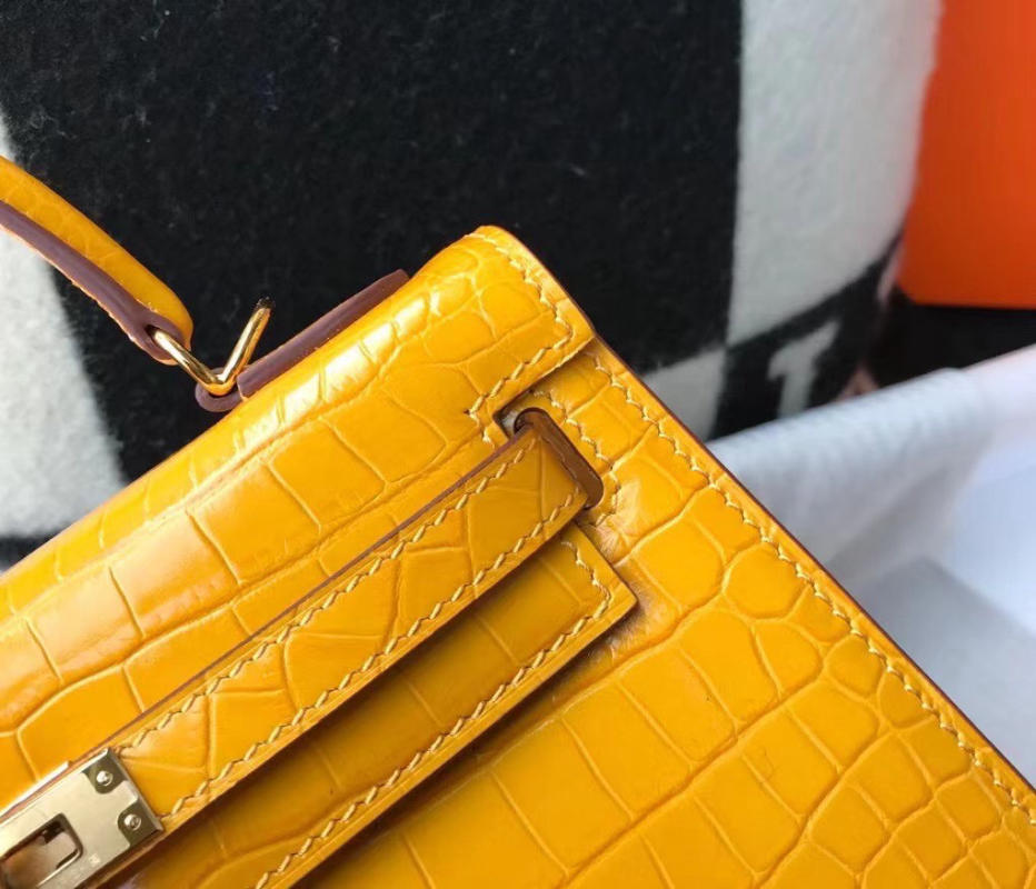 Túi xách nữ Hermes 𝑲𝒆𝒍𝒍𝒚 𝑪𝒐𝒑𝒚 𝑪𝒓𝒐𝒄𝒐𝒅𝒊𝒍𝒆 25cm may tay 50%