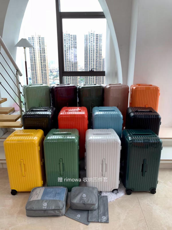 Vali Rimowa essential trunk plus các màu siêu cấp 1:1