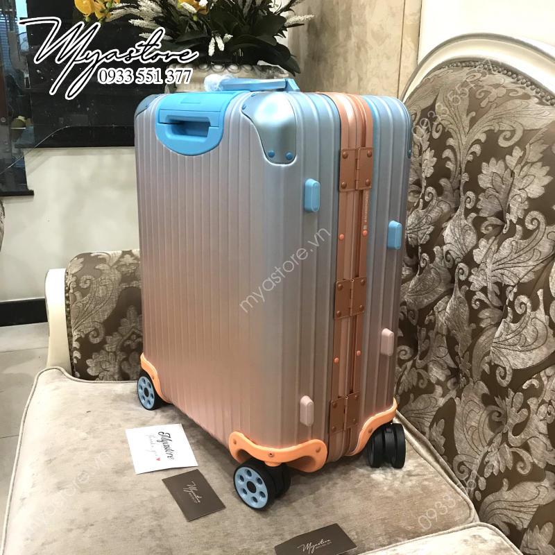 Vali Dòng phiên bản giới hạn RIMOWA x Alex Israel like auth 55cm xách tay