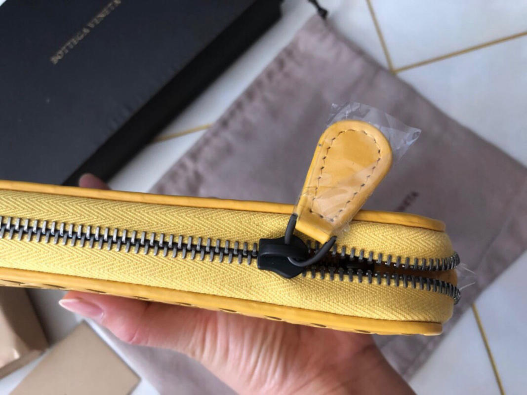 Ví Bottega Veneta siêu cấp màu vàng