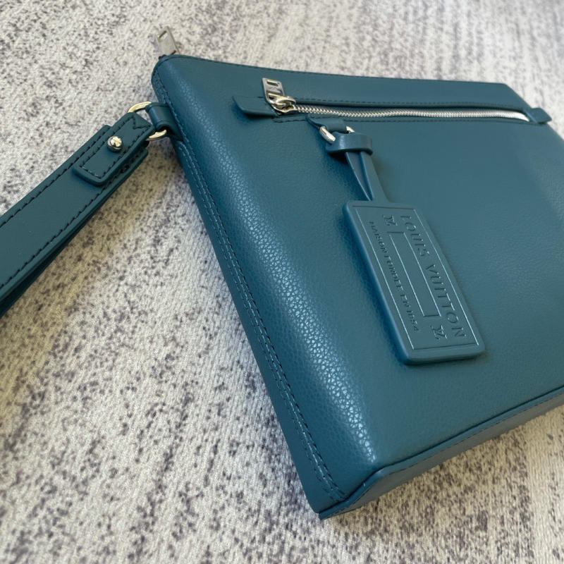 Ví, Clucth nam LV Louis Vuitton POCHETTE IPAD Organizer like auth