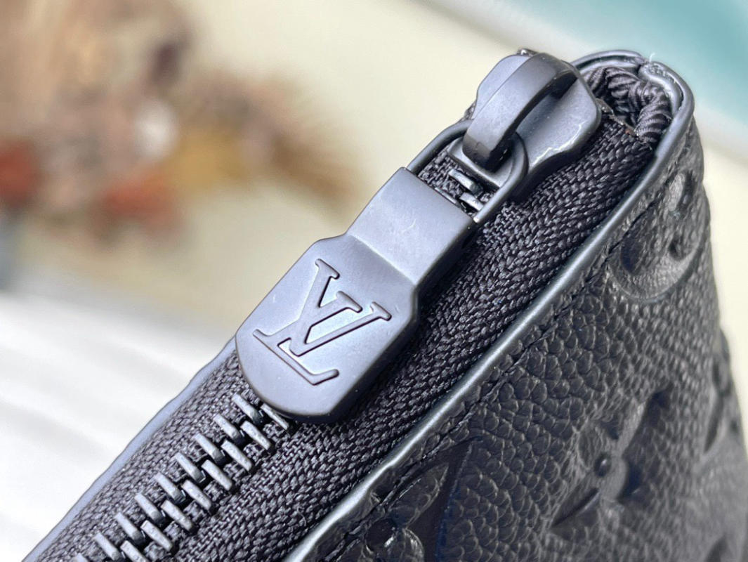 Ví, Clucth nam LV Louis Vuitton Pochette Jour