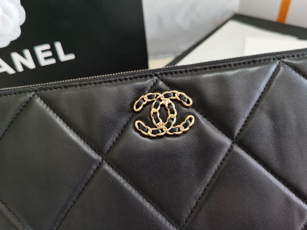 Ví Clutch Chane l 19 series Chanel siêu cấp màu đen size 28cm