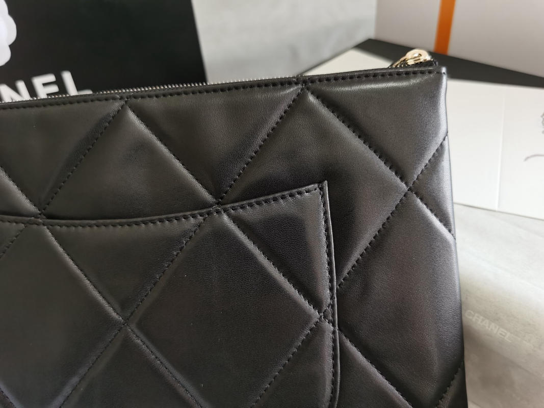 Ví Clutch Chane l 19 series Chanel siêu cấp màu đen size 28cm