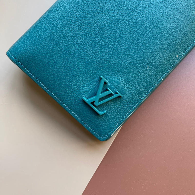 Ví LV Louis Vuitton Aerogram Brazza mới